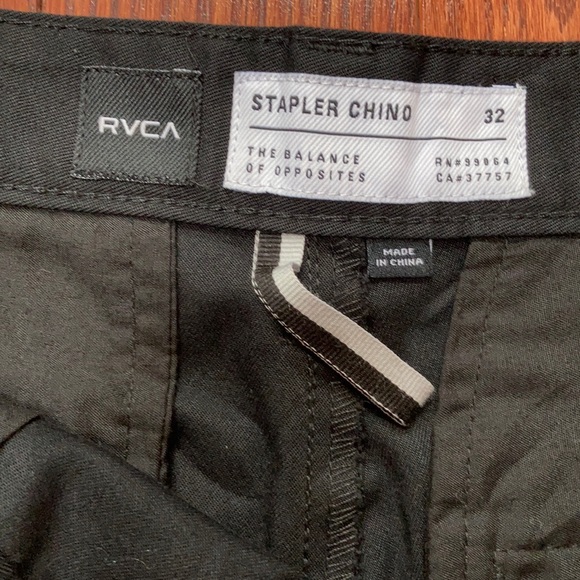RVCA Stapler Chino Short 32” - Picture 2 of 4